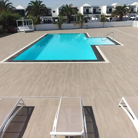 Marina Senator 아파트